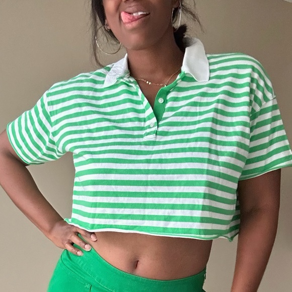 Offline by Aerie Relaxed Fit Cropped Green and White Striped Collared Tee Size S - Picture 1 of 9